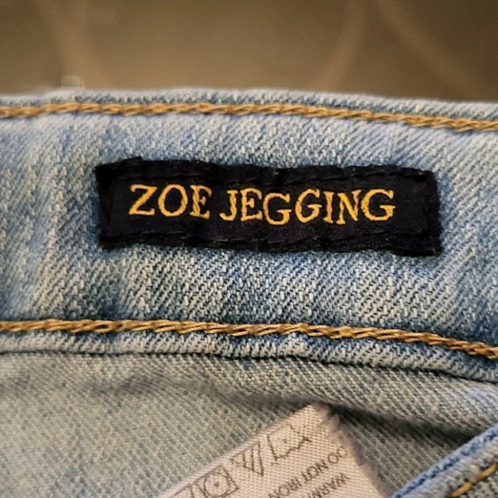 Lucky Brand Zoe Jegging Ripped Jeans size 10